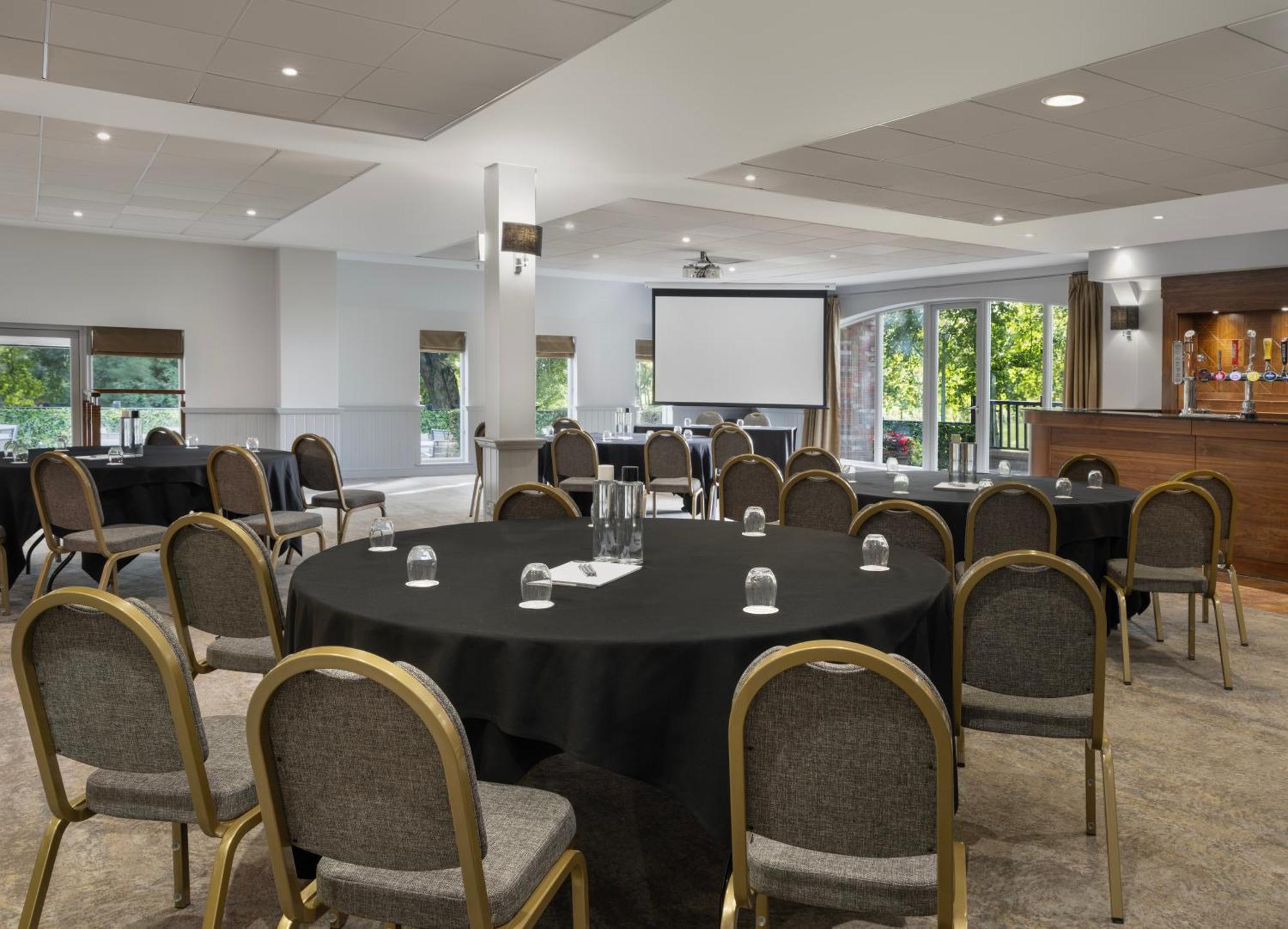 Hotel Delta By Marriott Park Country Club 4*